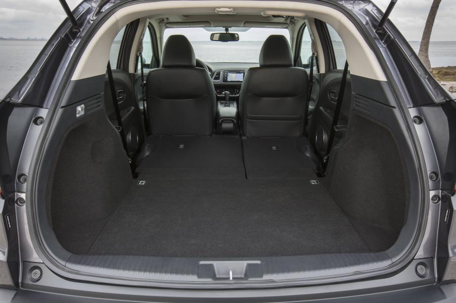 Багажник Honda HR-V 2015 года  (US) (фото 73 из 104)